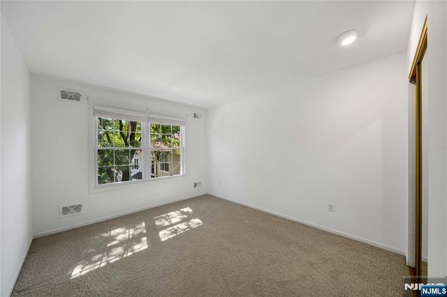 764 Charles Court, Fort Lee, NJ 07024