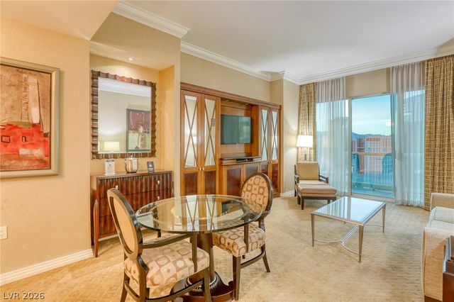 135 East Harmon Avenue 3321, Las Vegas, NV 89109