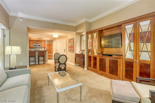 135 East Harmon Avenue 3321, Las Vegas, NV 89109