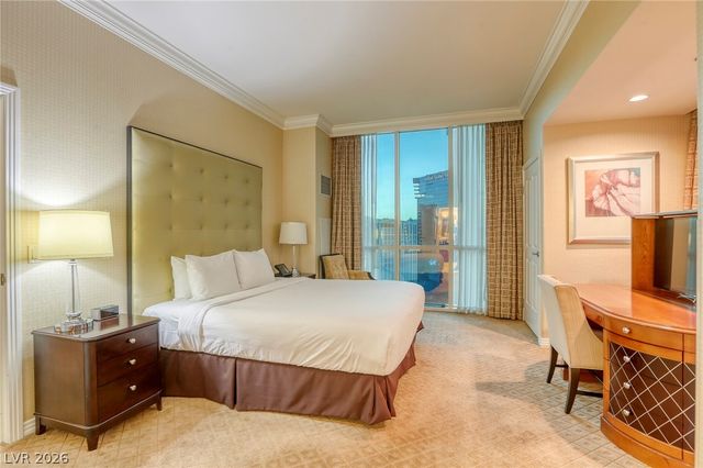 135 East Harmon Avenue 3321, Las Vegas, NV 89109