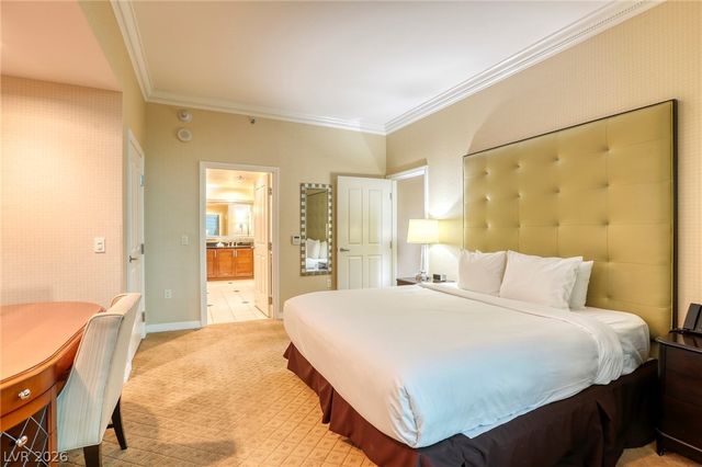 135 East Harmon Avenue 3321, Las Vegas, NV 89109