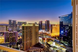 135 East Harmon Avenue 3321, Las Vegas, NV 89109
