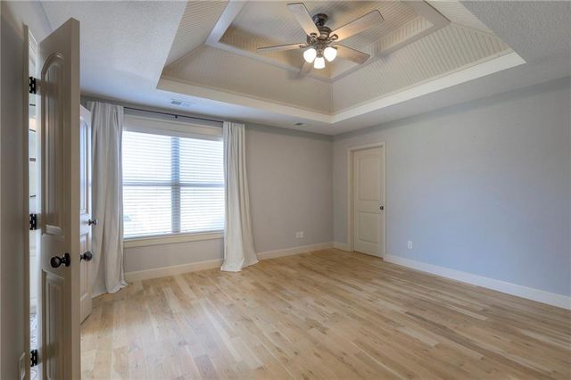 1305 ASHDOWN Circle, Raymore, MO 64083