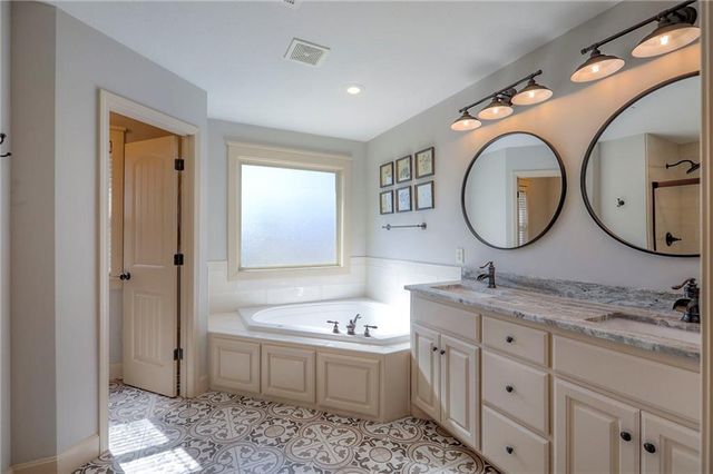 1305 ASHDOWN Circle, Raymore, MO 64083