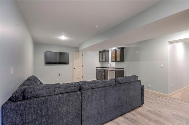 1305 ASHDOWN Circle, Raymore, MO 64083