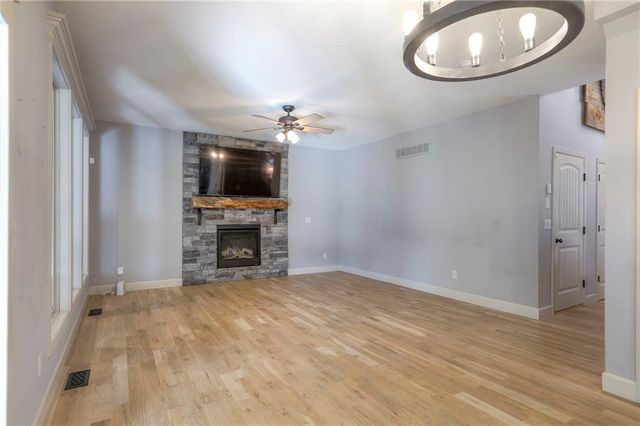 1305 ASHDOWN Circle, Raymore, MO 64083