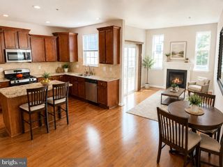 841 ORIOLE AVE, Glen Burnie, MD 21060