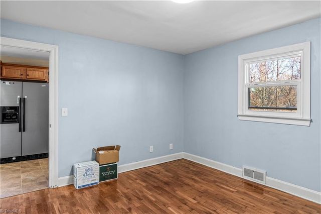 133 South Street, Elkin, NC 28621