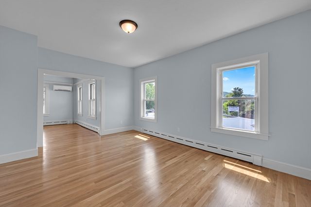 109 South St, Ware, MA 01082