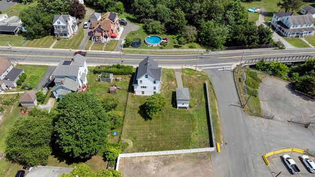 109 South St, Ware, MA 01082