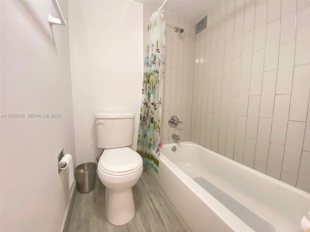 16919 N Bay Rd 620, Sunny Isles Beach, FL 33160