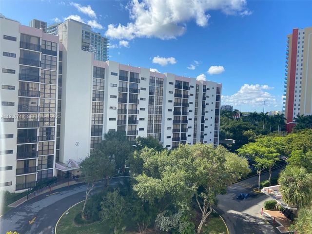 16919 N Bay Rd 620, Sunny Isles Beach, FL 33160