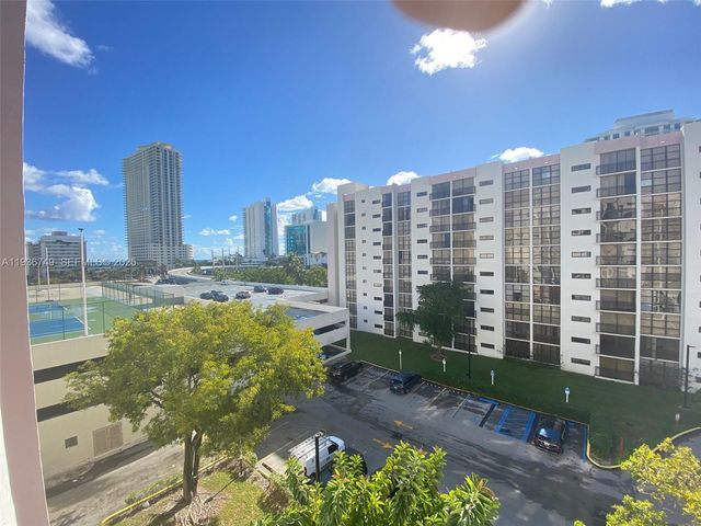 16919 N Bay Rd 620, Sunny Isles Beach, FL 33160