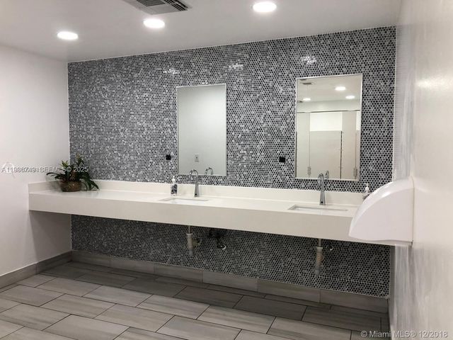 16919 N Bay Rd 620, Sunny Isles Beach, FL 33160