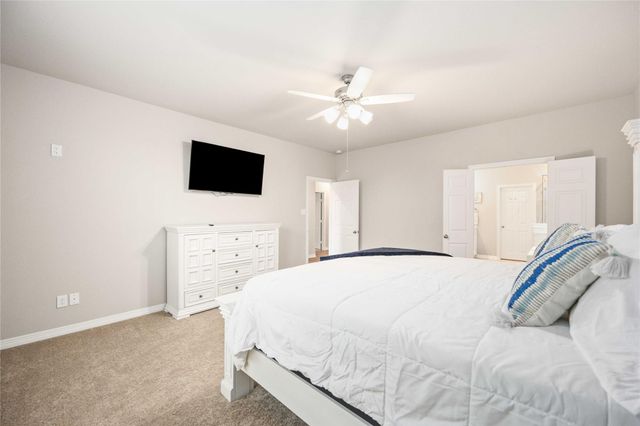 281 Bay Oaks Drive, La Porte, TX 77571