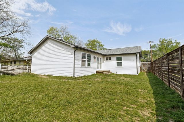 1646 Briarcliff Road, Dallas, TX 75235