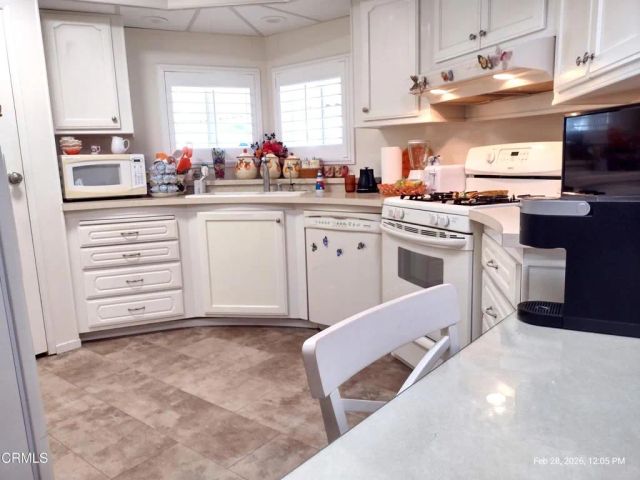 27 Tahquitz 226, Camarillo, CA 93012