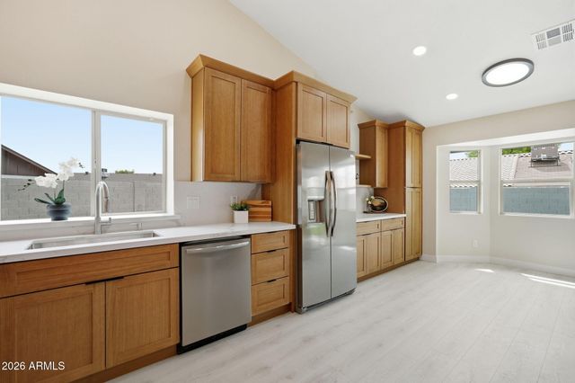 8625 W SCHELL Drive, Peoria, AZ 85382