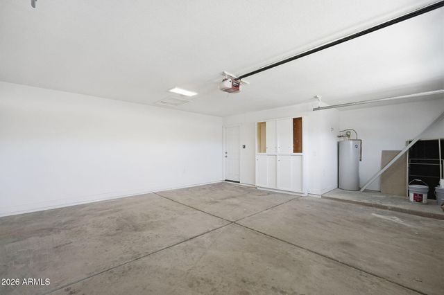 8625 W SCHELL Drive, Peoria, AZ 85382