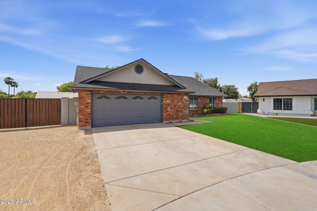 8625 W SCHELL Drive, Peoria, AZ 85382