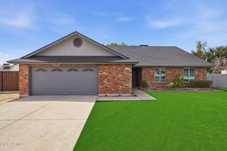 8625 W SCHELL Drive, Peoria, AZ 85382