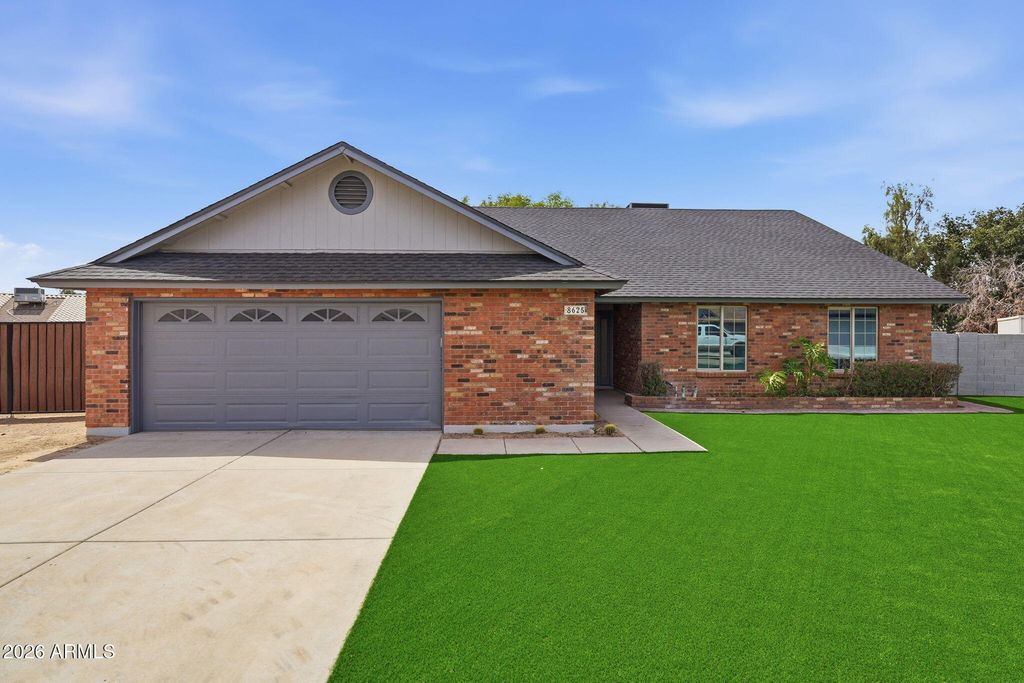 8625 W SCHELL Drive, Peoria, AZ 85382