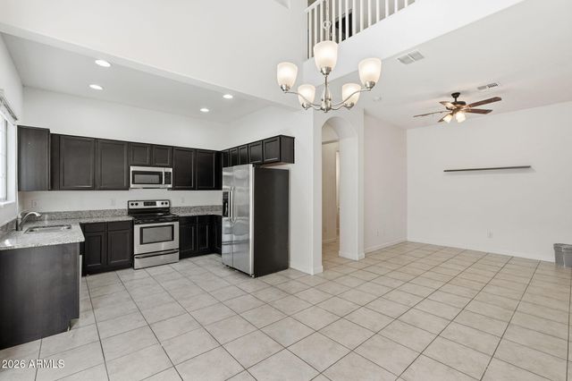 1367 S COUNTRY CLUB Drive 1018, Mesa, AZ 85210