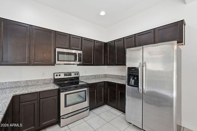 1367 S COUNTRY CLUB Drive 1018, Mesa, AZ 85210