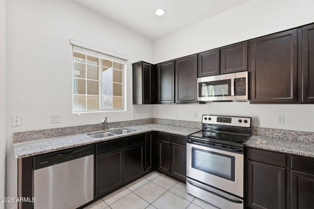 1367 S COUNTRY CLUB Drive 1018, Mesa, AZ 85210