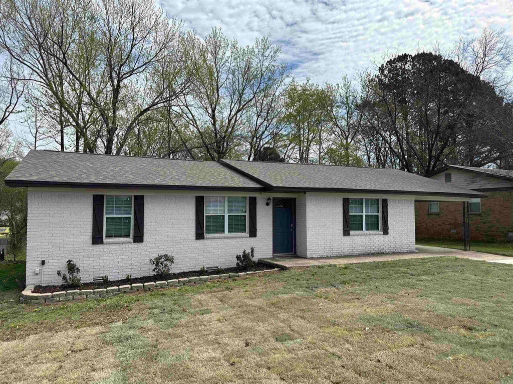 404 S Sawmill Road, Searcy, AR 72143