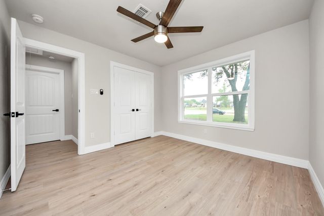 227 Highway 90 E, Sealy, TX 77474