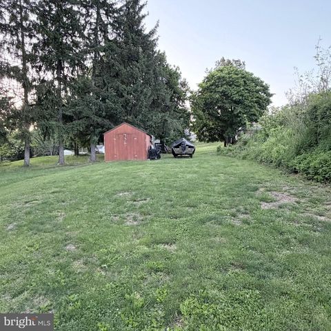 212 WILLOW ST, Wrightsville, PA 17368