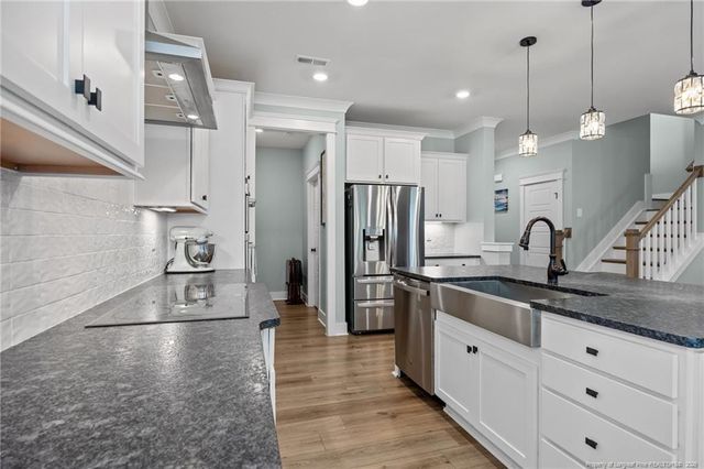 8329 Running Fern Way, Willow Spring, NC 27592