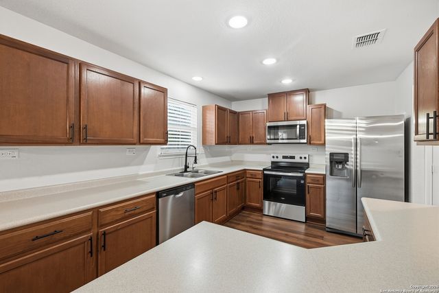 2535 Sundrop Bay, San Antonio, TX 78224