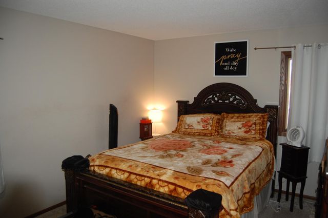 4173 Colorado Avenue N, Crystal, MN 55422