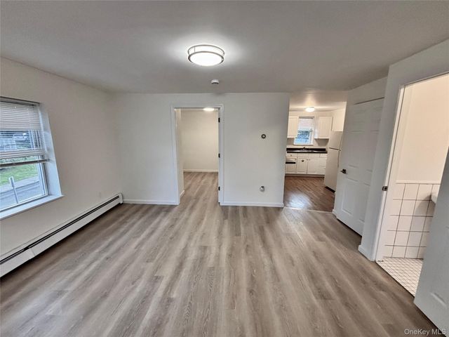 28 Davis 2, Beacon, NY 12508