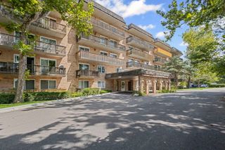 505 Redondo Drive 308, Downers Grove, IL 60516