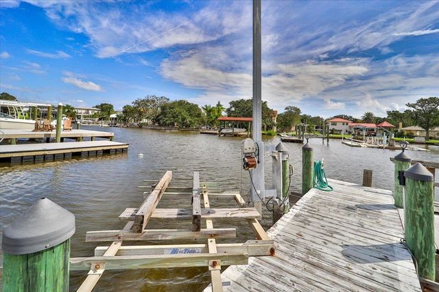 93 Dolphin Dr., St Augustine, FL 32080