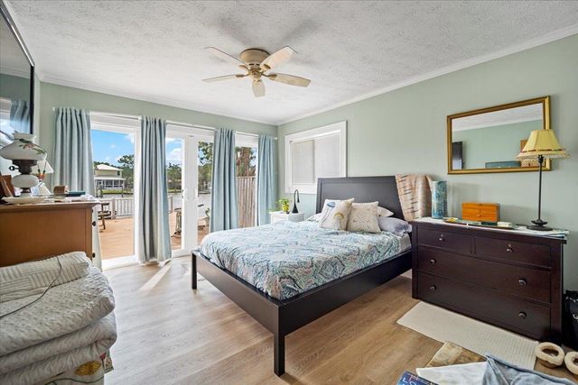 93 Dolphin Dr., St Augustine, FL 32080