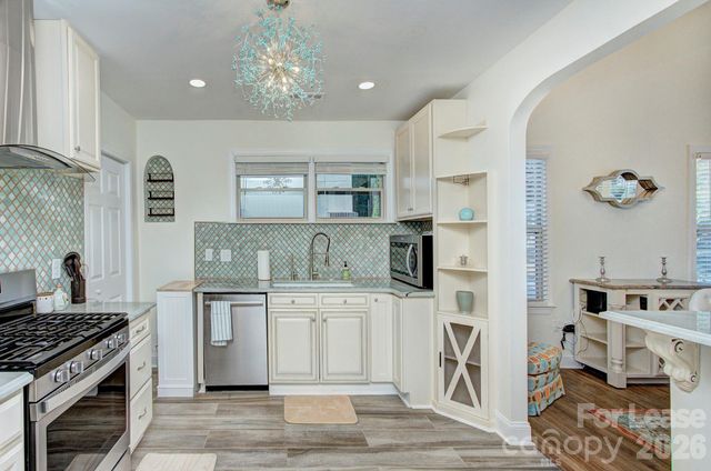 709 Baldwin Avenue A, Charlotte, NC 28204