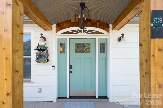 709 Baldwin Avenue A, Charlotte, NC 28204