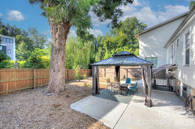 709 Baldwin Avenue A, Charlotte, NC 28204