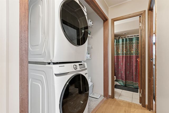 155 Oklahoma Avenue SW, Cedar Rapids, IA 52404