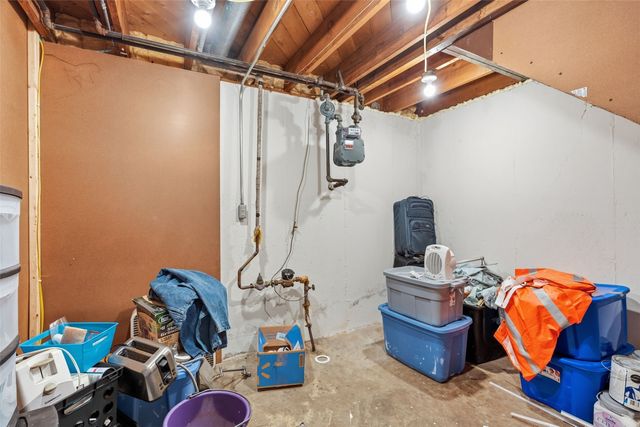 155 Oklahoma Avenue SW, Cedar Rapids, IA 52404