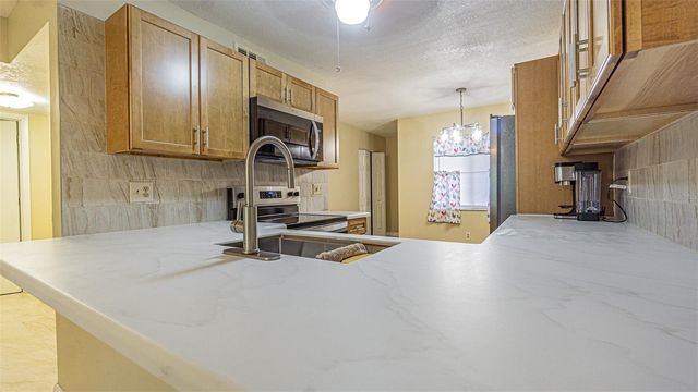 11201 122ND AVENUE 197, Largo, FL 33778