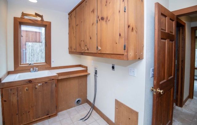 583 Hawk Spur Road, Plymouth, VT 05056