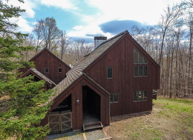 583 Hawk Spur Road, Plymouth, VT 05056