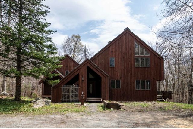 583 Hawk Spur Road, Plymouth, VT 05056