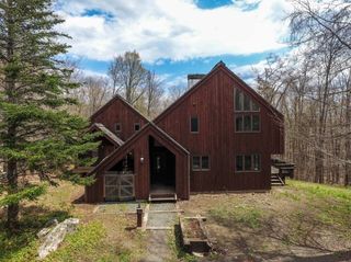 583 Hawk Spur Road, Plymouth, VT 05056