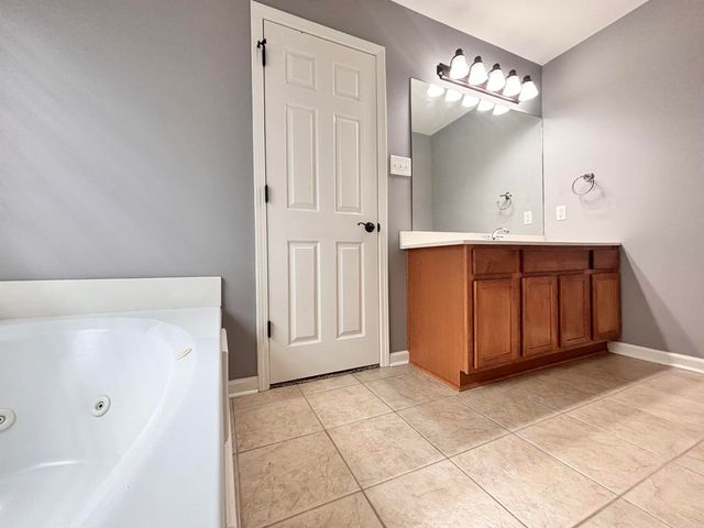 1732 White Oak Lane, Benton, AR 72019